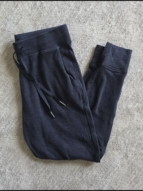 Lululemon More Than Modal Pant size 4